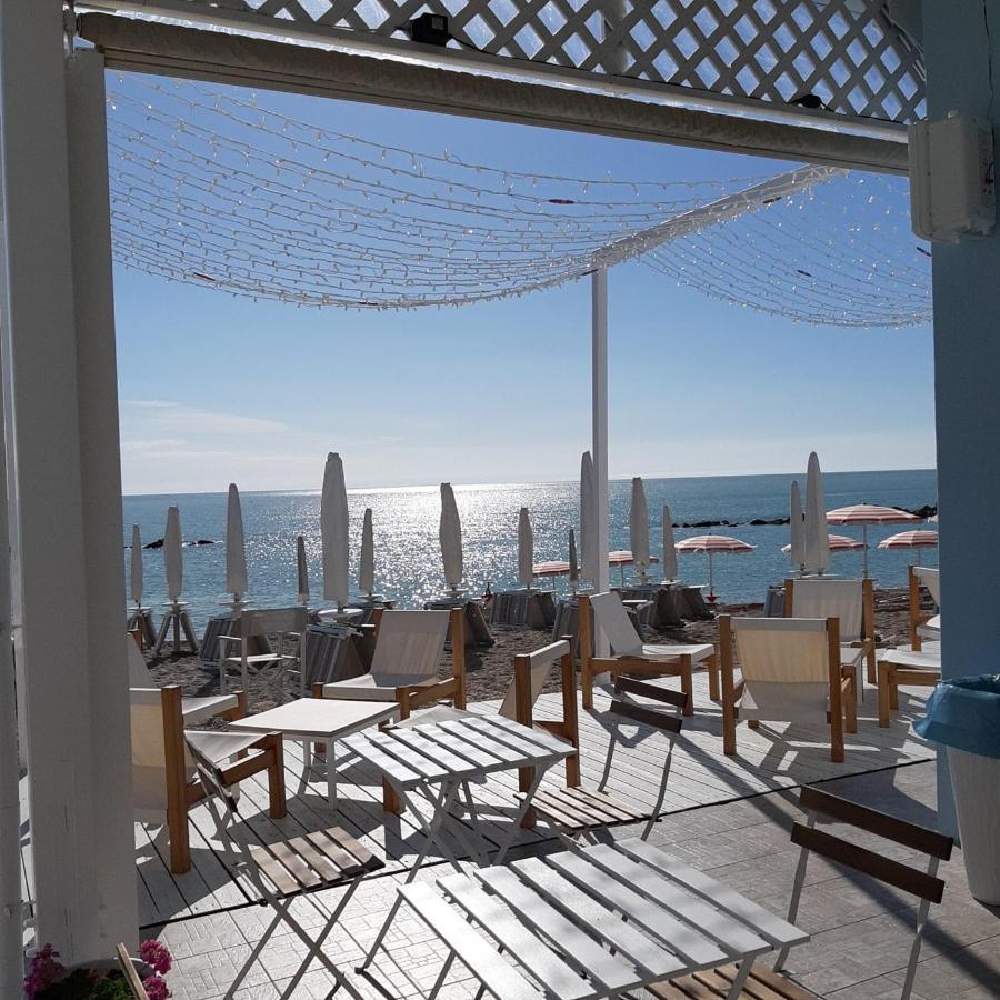 Hotel Enzo Porto Recanati Exterior photo